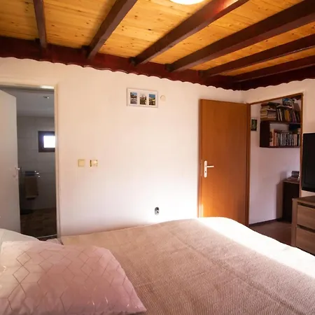 'Zhana Del Mar' Villa - Вила 